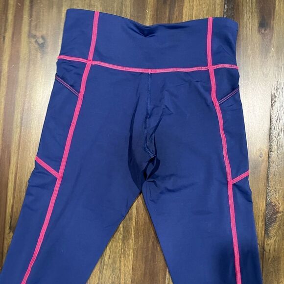 Vineyard Vines Performance Blue and Pink Cropped Leggings, Women's Size XSmall - Picture 8 of 9